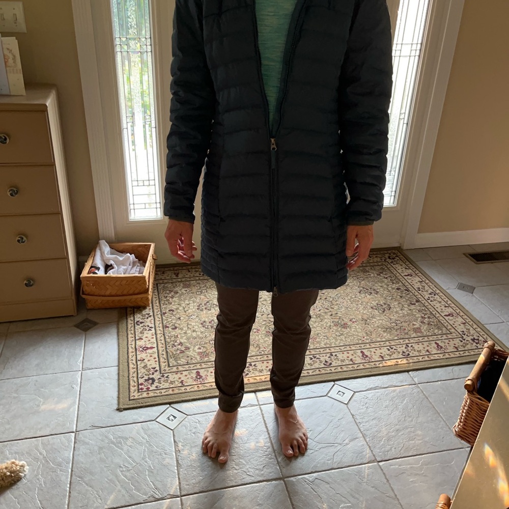Almost new Eddie Bauer Cirrus Lite jacket - Picture 7 of 7